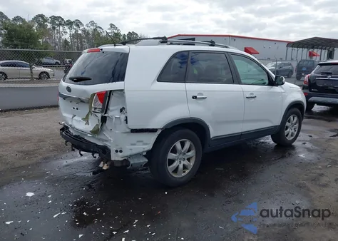 2013 Kia Sorento Lx z USA, uszkodzony, nr VIN 5XYKT3A68DG386414